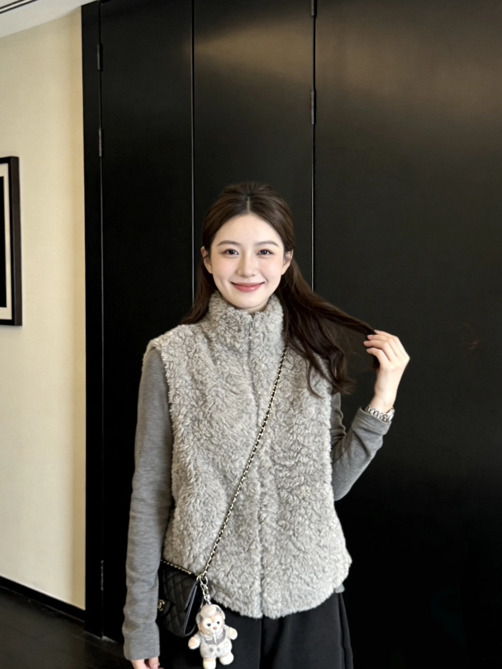 

Модный женский жилет из овечьей шерсти, приталенный, теплый, без рукавов, с воротником-стойкой, новая весенняя коллекция, верхняя одежда для многослойных образов