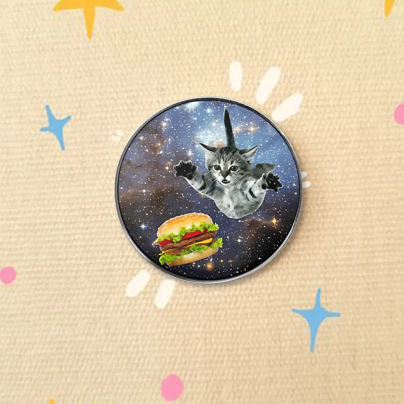 Funny Space Cat Burger UV Printing Badge Flying Kitten Galaxy Meme Alloy Brooch Lapel Backpack Jewelry Gift