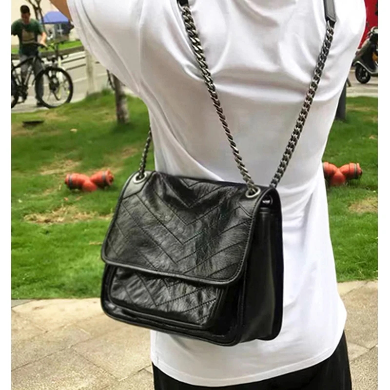 

Luxury genuine leather messenger bag high end luxury brand woman Single shoulder underarm bag Retro pleated niki chain hobo bag