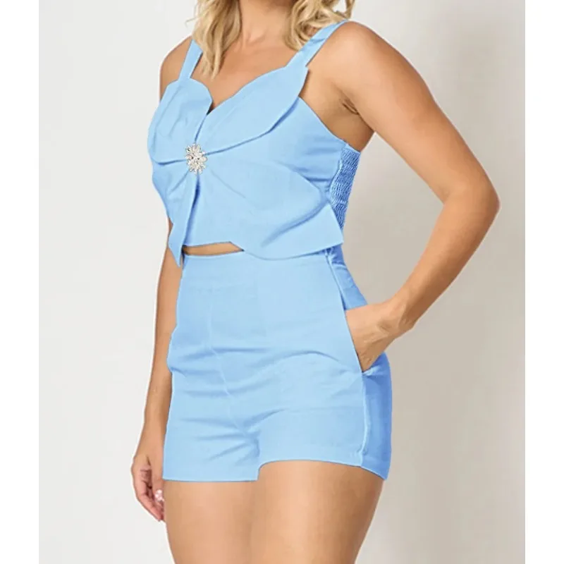 

Women Outfit Two Piece Set Fashion 3D Flower Thick Strap Rhinestone Decor Shirred Crop Tank & Casual Floral Print Shorts Set