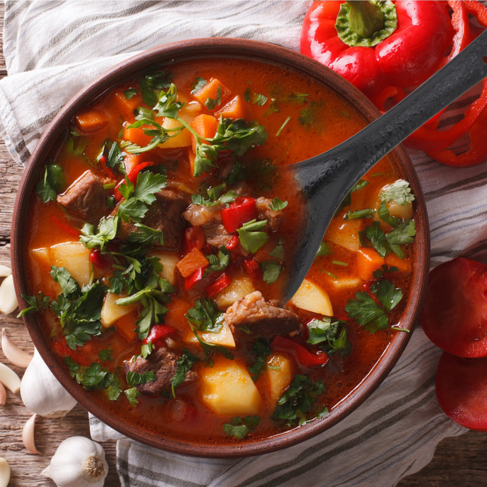 

2Pcs Delicate Ceramic Soup Spoons Household Rice Spoons Long Handle Ergonomic Kitchen Wear Resistant Vintage Design