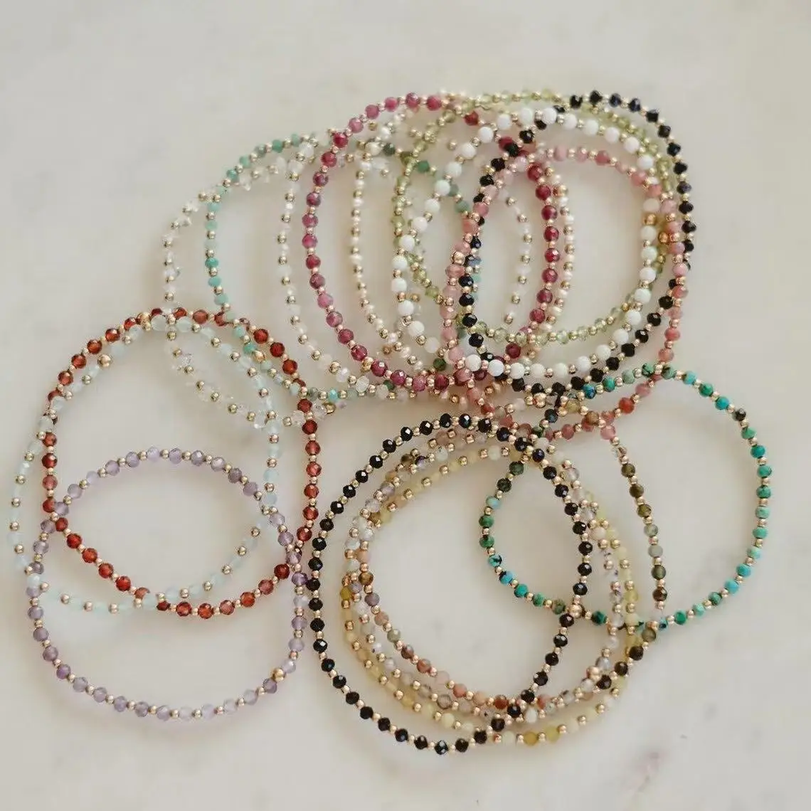 Vlen Boho-Perlenarmband für Damen, bunte Stretch-Armbänder aus Naturstein, trendige Mode, zierlicher Schmuck, Sommer, Strandurlaub – Detail 5
