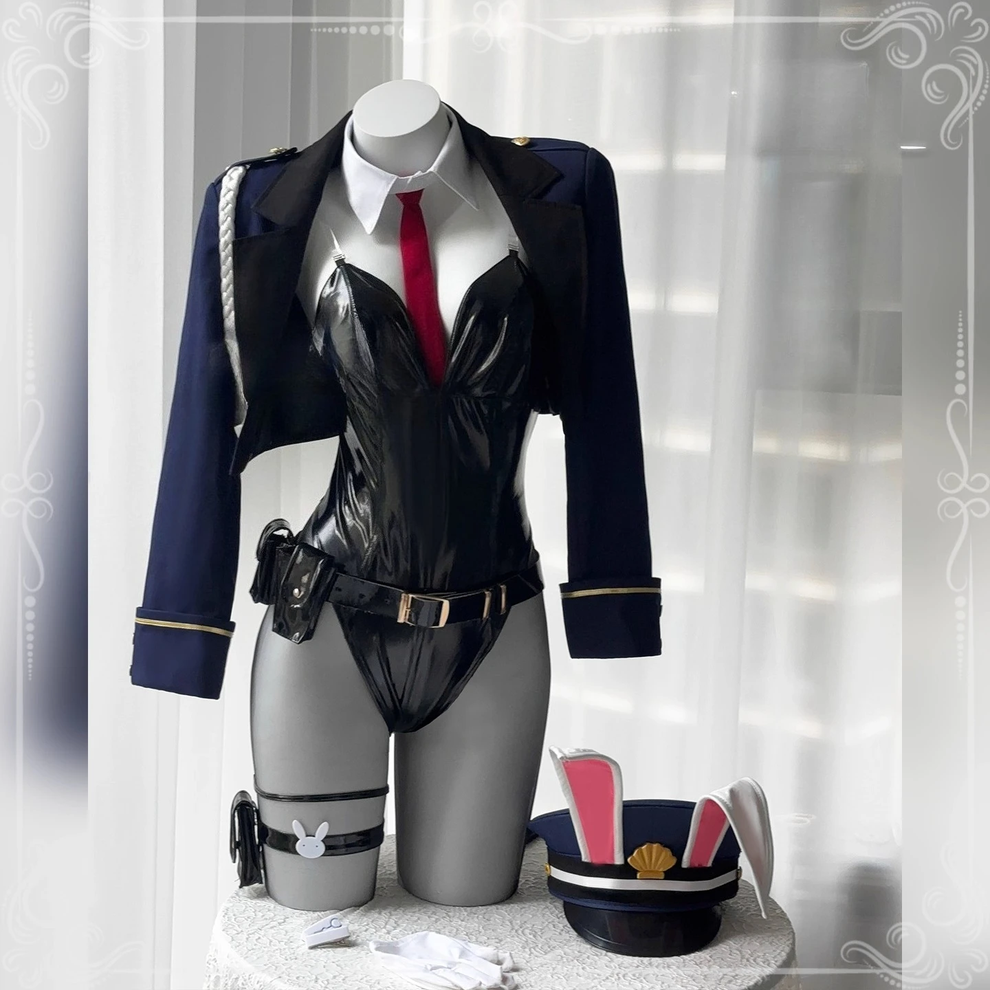 Kostum Cosplay Seragam Petugas - Party Games Bunny ulasan dan harga