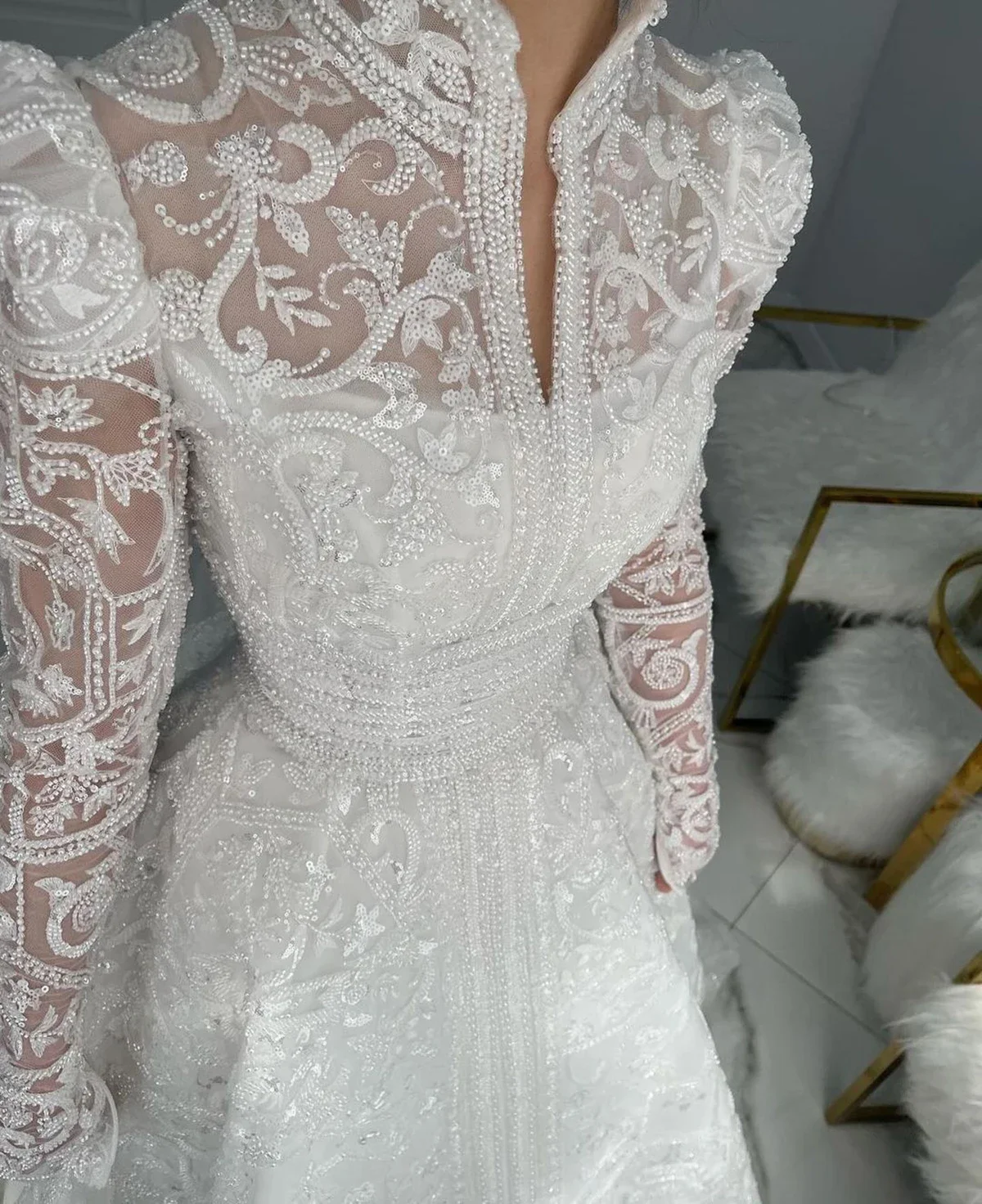 Flavinke personalizado vestidos de casamento de luxo miçangas apliques rendas uma linha vestidos de noiva gola alta mangas compridas trem varredura roupões