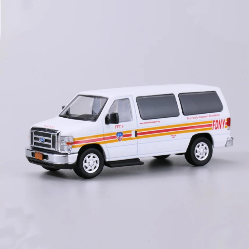 

596 масштаб 1:64 E350, фургон, имитация сплава, модель автомобиля, статический дисплей, коллекционный подарок, игрушка, сувенирное украшение