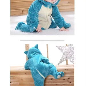 6 Büyük giyim satışı, pikachu, bebek no. 1