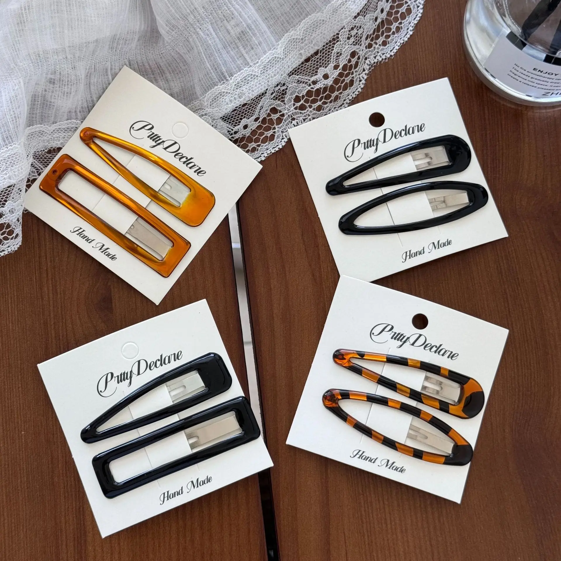

1 Pair Retro French Style Hairpin Spicy Girls Side Bangs Broken Hair BB Clip Ornaments 2025 Summer Women Daily Hair Accessories
