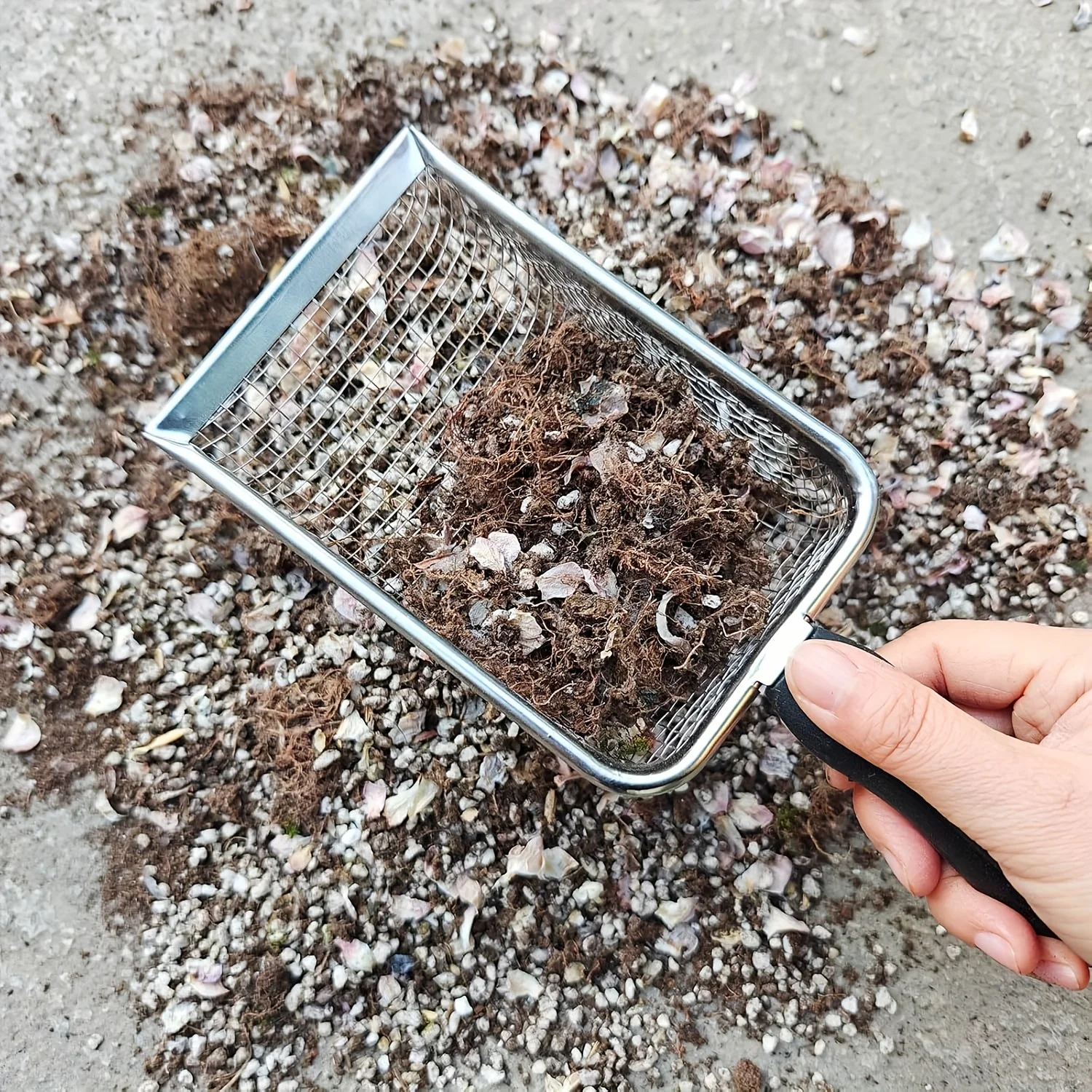 Gardening Soil Sifter Pack of 2 with Handle 3.8mm/5mm Mesh for Sand Compost Rocks Dirt Ideal for Garden Sifting Shovel Work