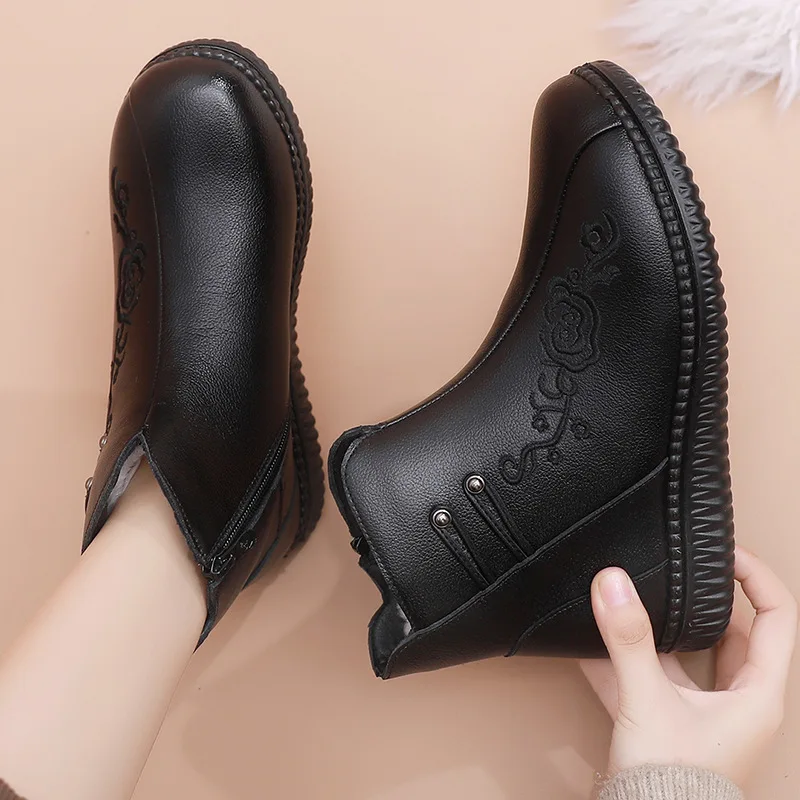 High Quality Winter Boots Women Genuine Leather Thick Plush Warm Snow Boots Mother Waterproof Non-slip Booties Ladies Short Boot