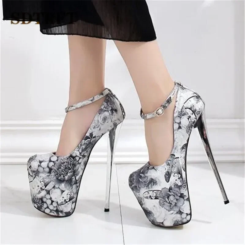 SDTRFT 35-47 Zapatos Mujer Retro Buckle Stilettos 20cm Thin High-Heeled Cosplay Party Shoes Woman Crossdresser Platforms Pumps