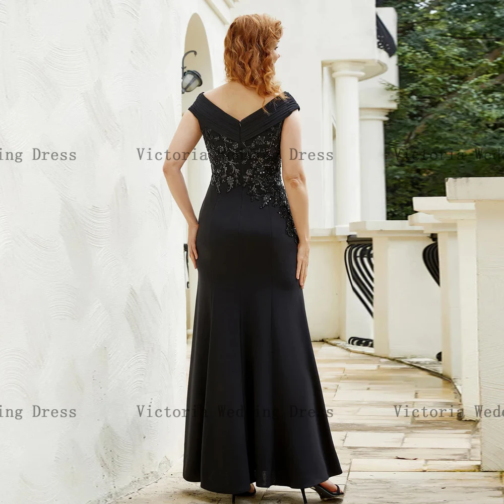 Elegant Black Mother of the Bride Dresses V Neck Cap Sleeves Wedding Party Gowns Appliques Floor Length Mermaid فساتين السهرة