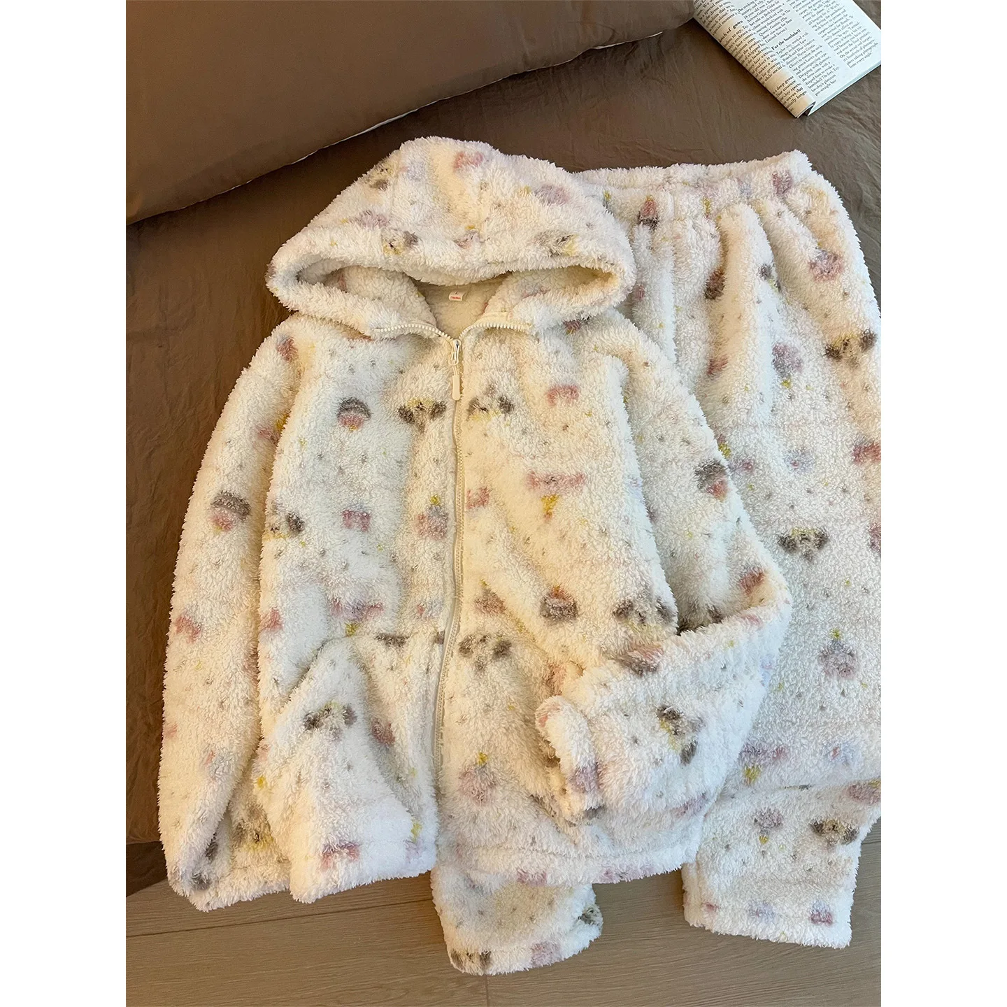 

Милый и приятный комплект женских брюк из кораллового флиса с капюшоном для щенков, зимний теплый кардиган на флисовой подкладке, верхняя одежда, комплект домашней одежды, пижамы