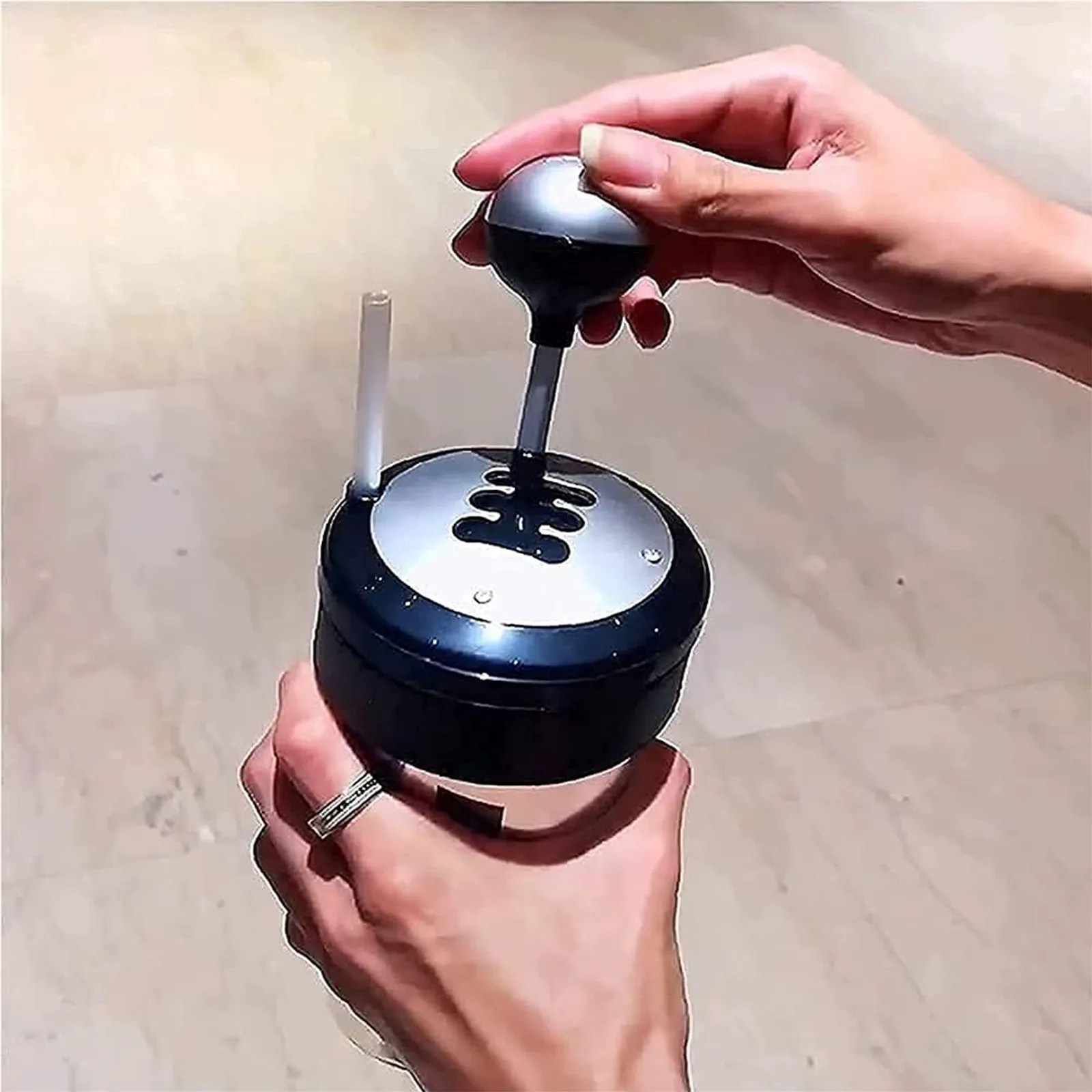 650 مللي سريع وغاضب 9 فيلم كوب ماء مع القش وغطاء الروك التحول نمط كوب ماء زجاجة ماء مع غطاء جديد في المخزون