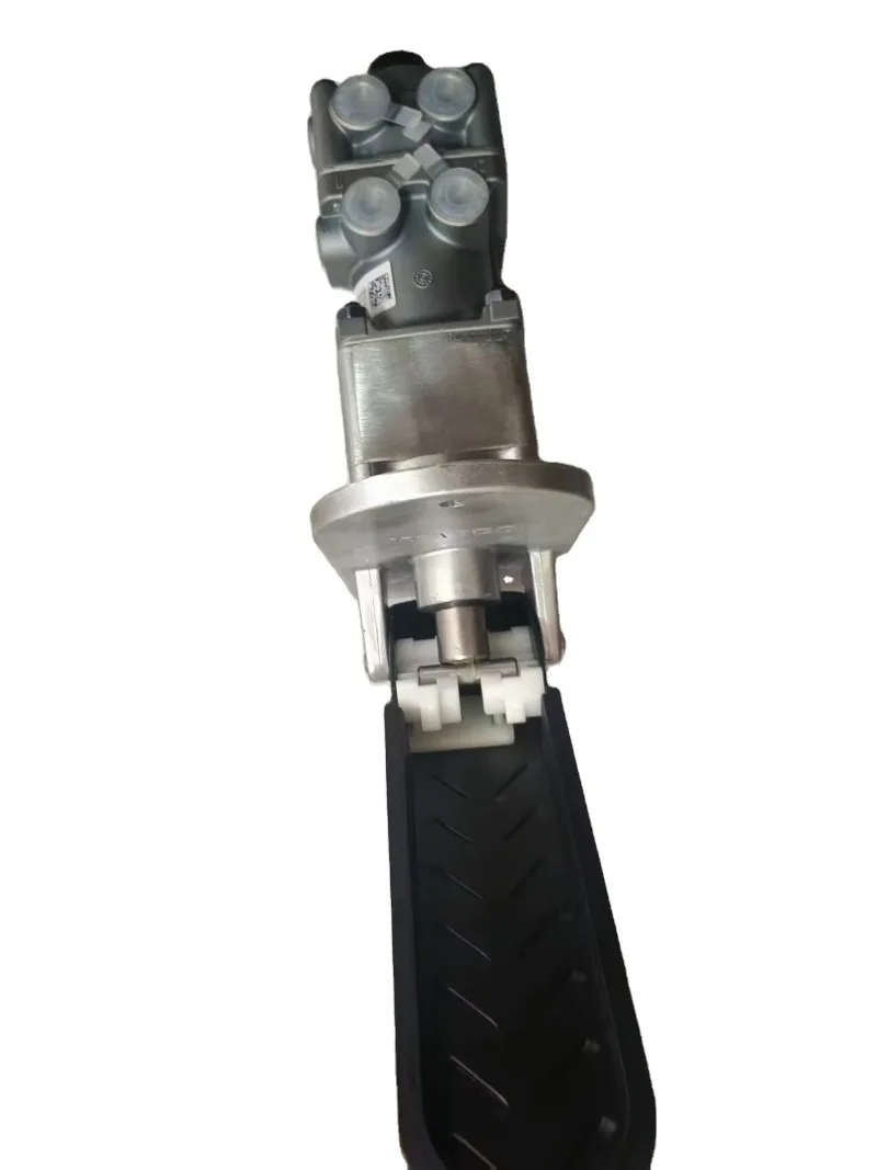 Air Brake Systems  Conventional Braking Components  Foot Brake Valve    Hand Tools Drag X