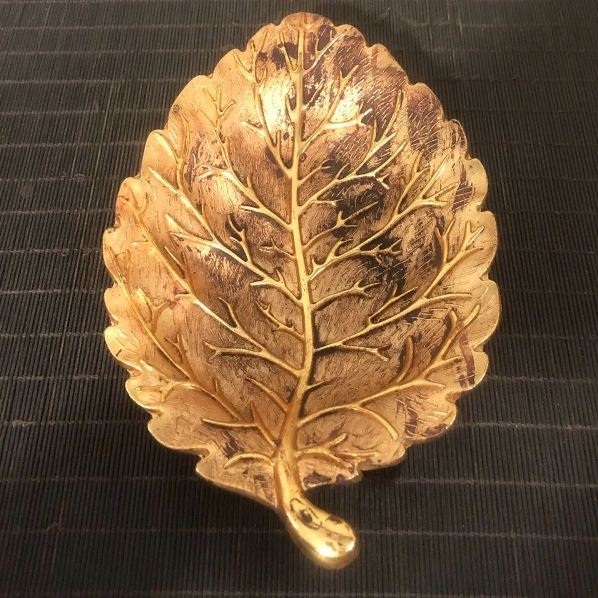 Gilt Good luck tree leaves Ornament Decoration Tea Pet Figurines Desk Decor Accessories