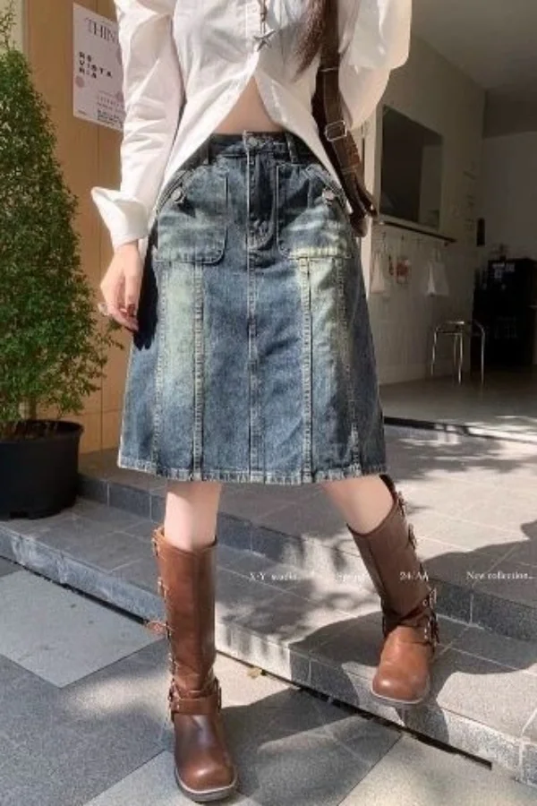 

2024 American Vintage Style Washed Denim Skirt for Women High Waist Slim Fit A Line Cargo Skirt Unique Casual Versatile Design