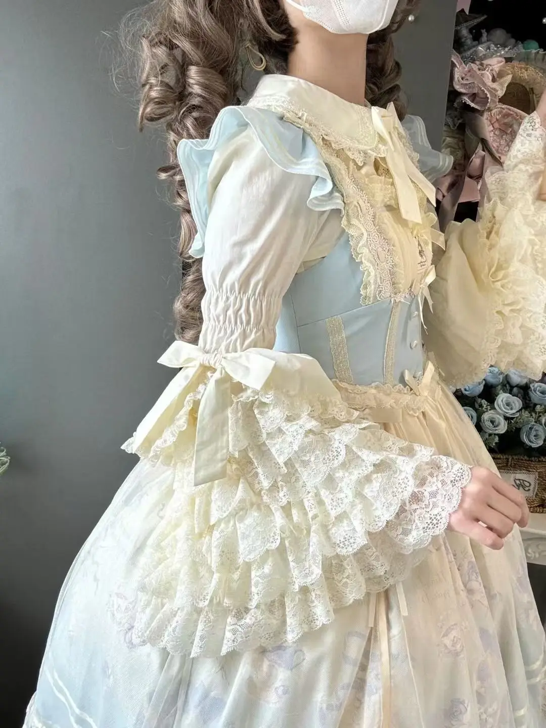 เสื้อสไตล์วินเทจ กอธิค ยุค Y2K คอปีเตอร์แพน วิคตอเรียน หรูหรา หวาน สไตล์โลลิต้า ผู้หญิงญี่ปุ่น แต่งลูกไม้ระบาย โบว์ แขนบาน