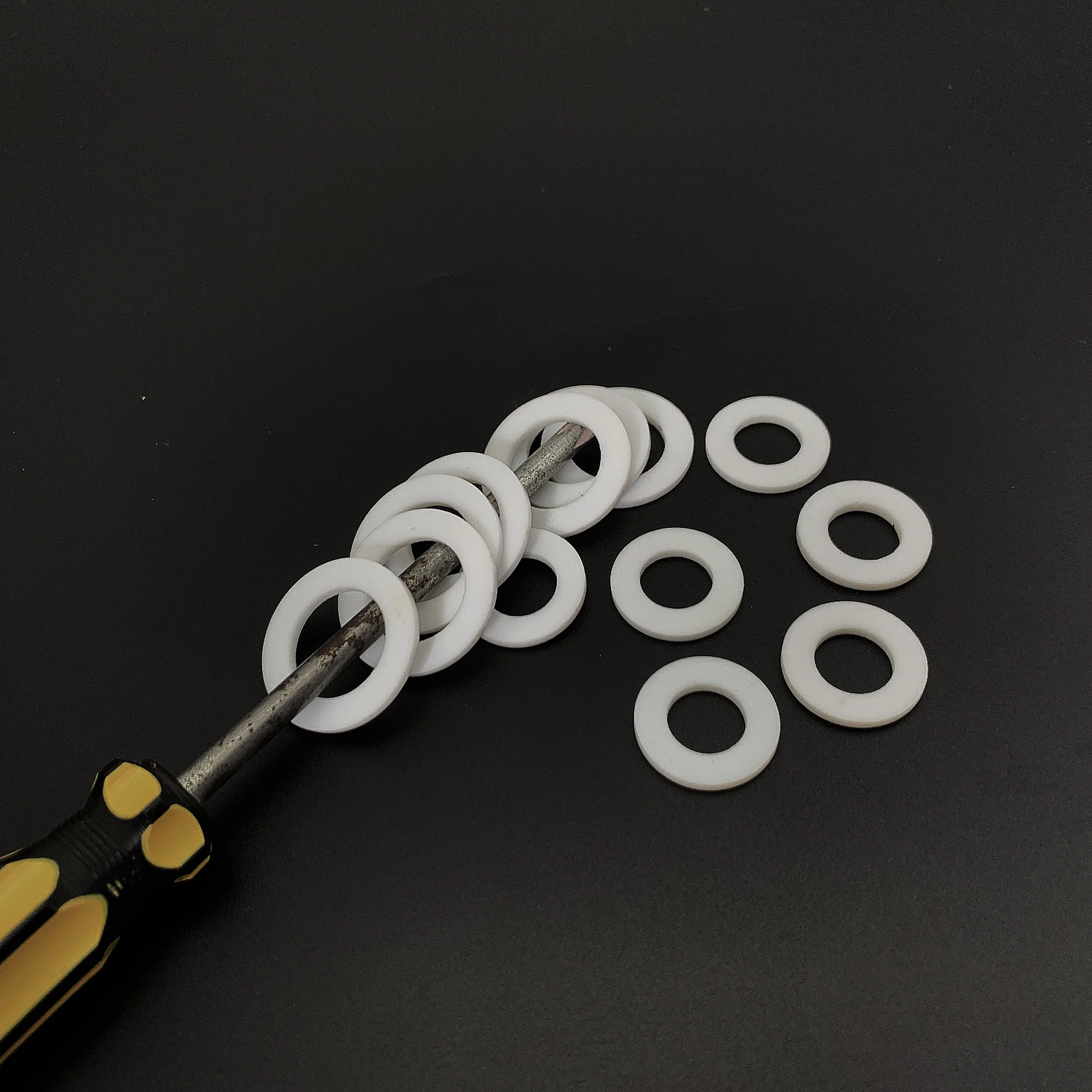 

Высококачественная белая плоская шайба из ПТФЭ, прочная и устойчивая к коррозии изоляция CS 1,5 мм для уплотнения насосов и клапанов/10 шт.