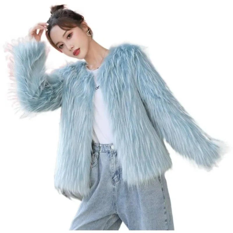 

Faux Fox Fur Coat 2025 Autumn Winter New Women Imitation Raccoon Fur Large Size Warm Short Outwear Female Fashion Casual Outcoat