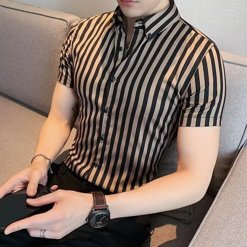 

Summer Korean Stripe Print Short Sleeve Polo Shirts for Men Casual Youth Trend Tops Man Fashion Simple All Match Male Clothes