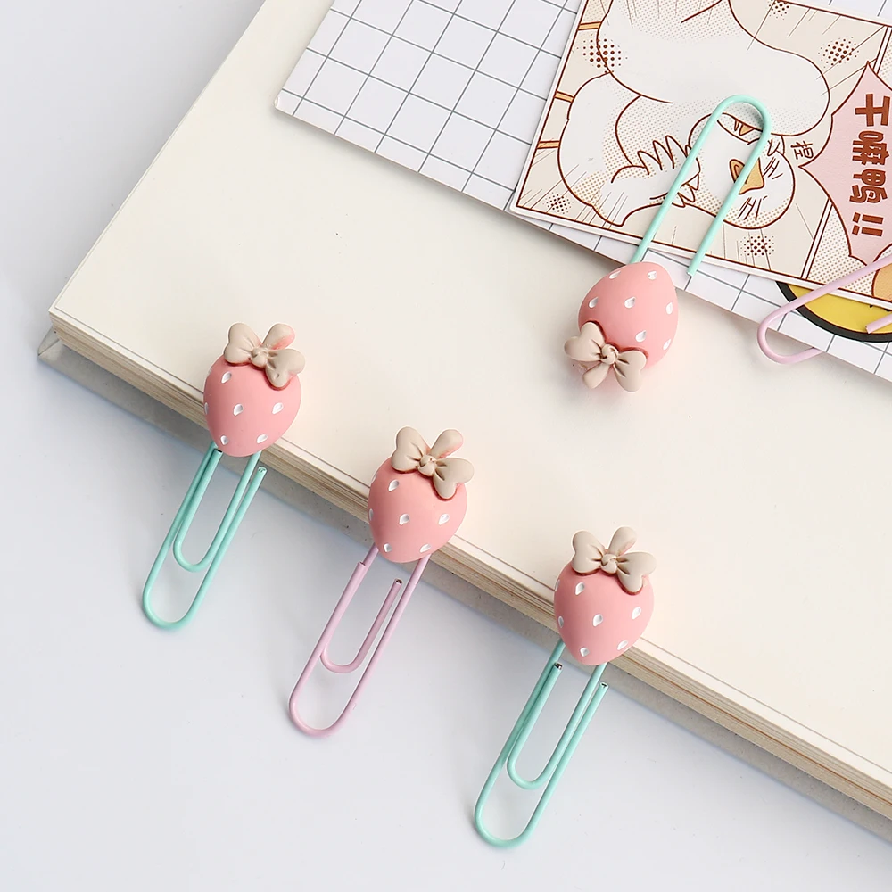 Lot de 5 trombones Kawaii en forme de fraises, signets décoratifs, classeur, accessoires de papeterie scolaire et de bureau