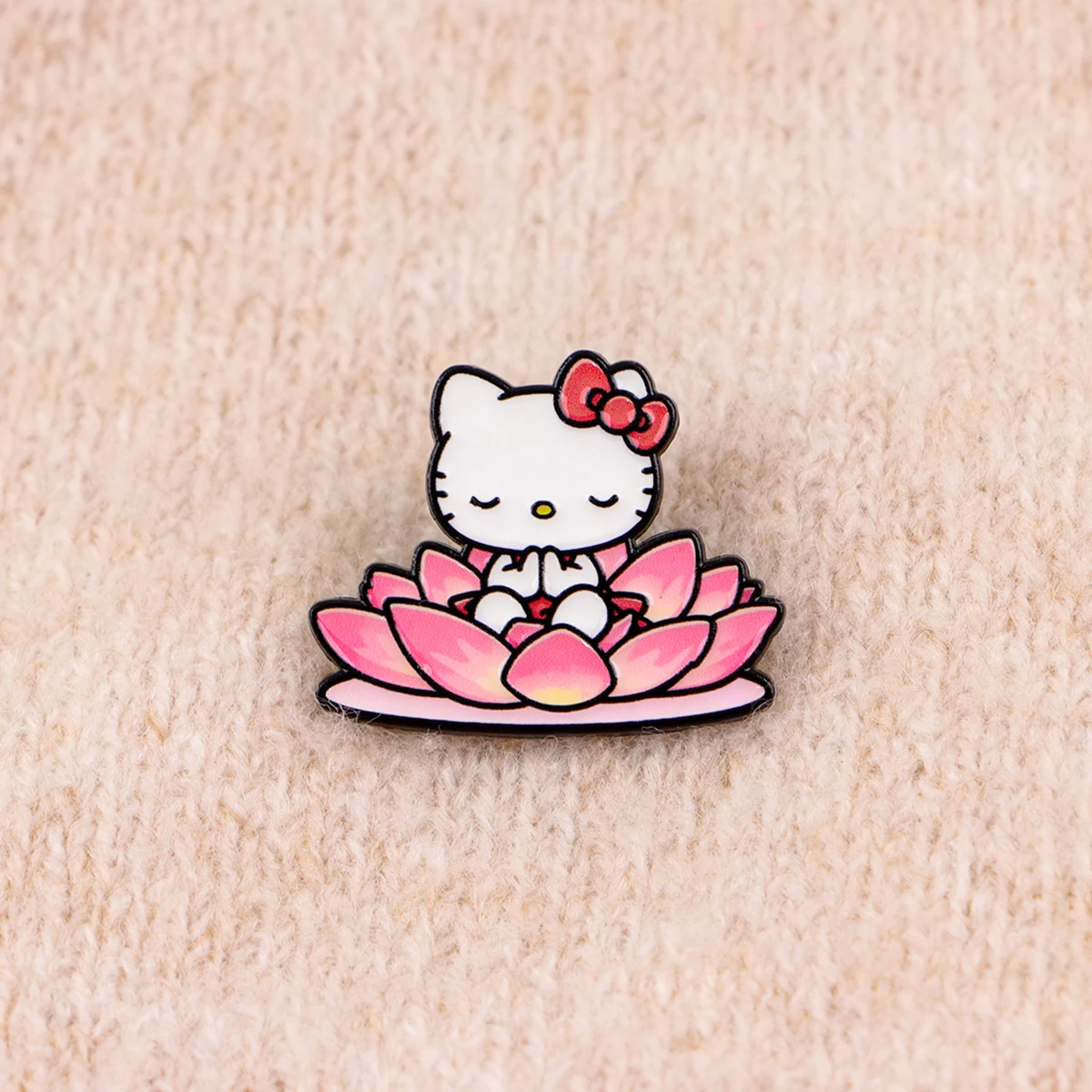 Kawaii Giraffe Enamel Pins Lotus Brooches Badges for Backpacks Jackets Hats Retro Collection Gifts Cosplay Accessories view 5