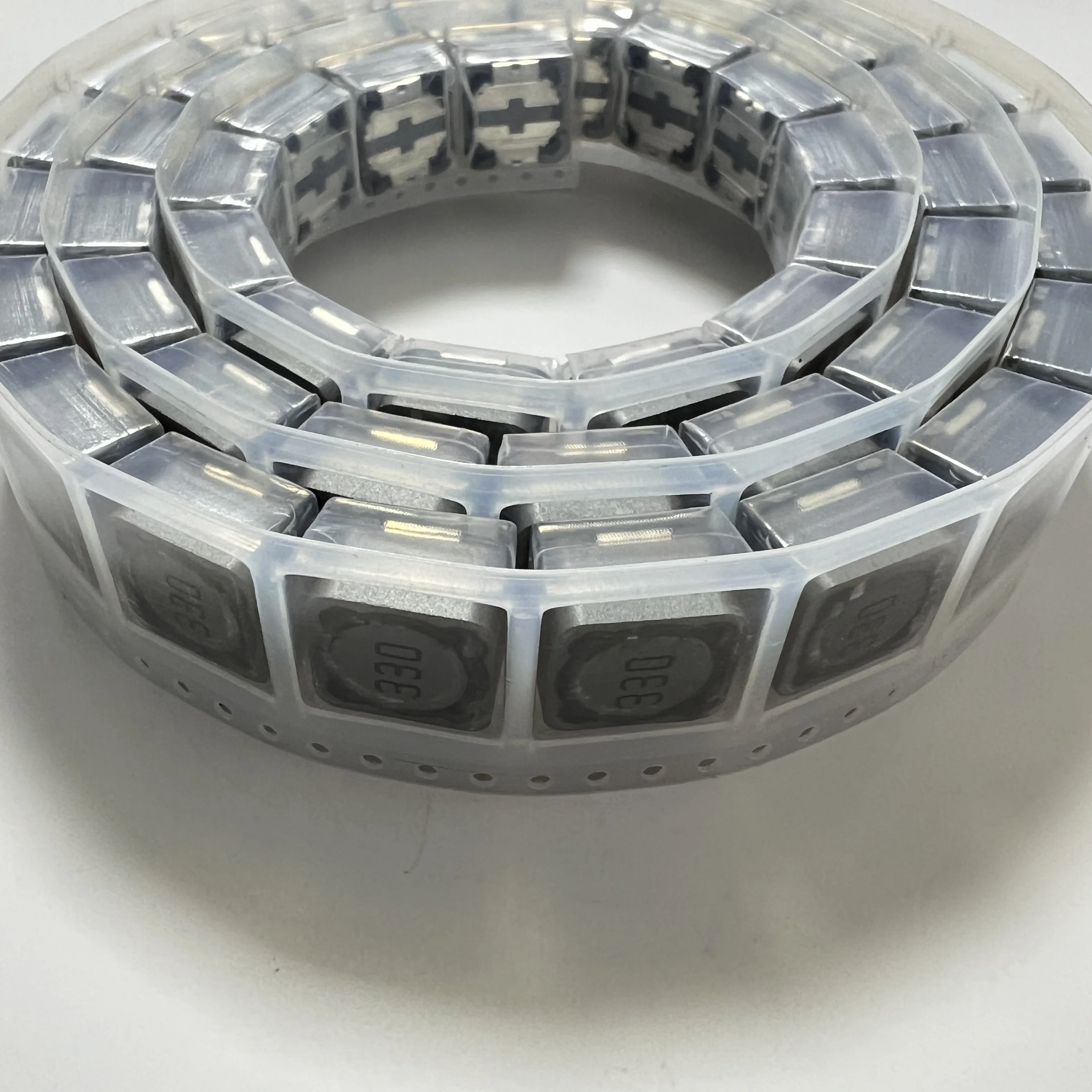 50PCS/LOT SLH1207S330MTT (Power inductance)