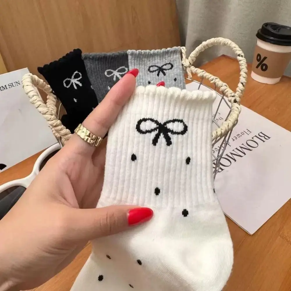 

Fashion Cute Dot Socks Sweat Absorption Spring and Autumn Mid Tube Socks Breathable Casual Ruffle Dot Socking for Women