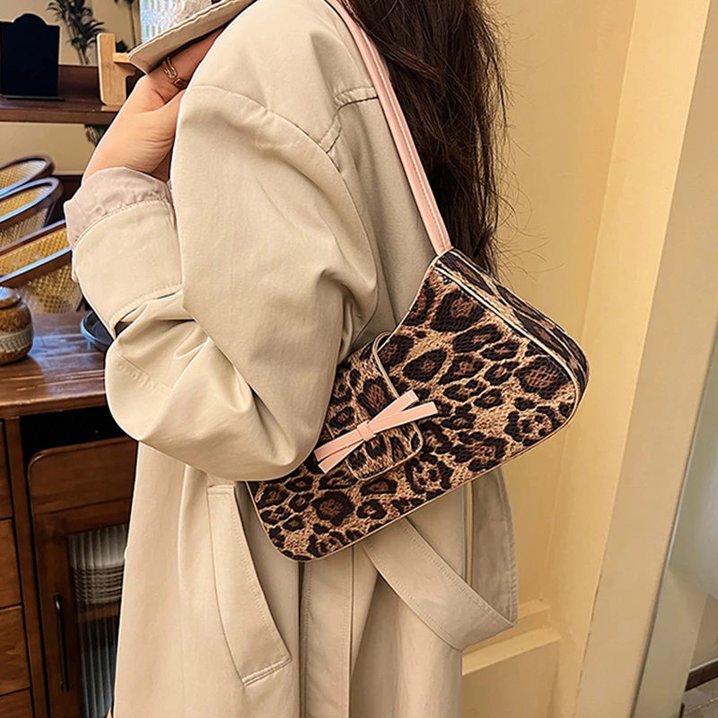 Personalized Leopard Pattern Underarm Bag Women 2024 Autumn New Chic Bow Retro Versatile Single Shoulder Bags Party Handbags