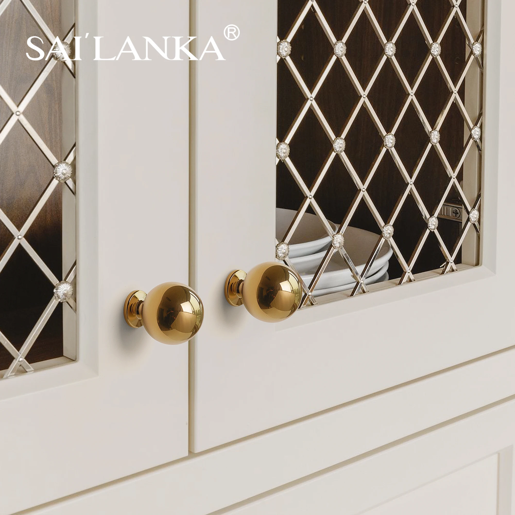 SAILANKA Brass Pulls and Knobs Round Furniture Handles for Home Office Wardrobe Kitchen Dresser Drawer Cupboard Cabinet