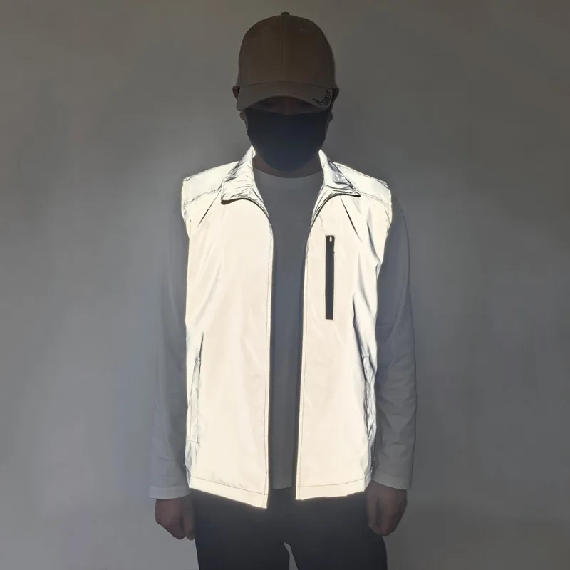 Nachtleuchtende Kleidung für Herren, leichte Weste mit Stehkragen, Frühling und Sommer, lässig, für Sport, Outdoor, Laufen, Radfahren, ärmellose Jacke – Detail 5