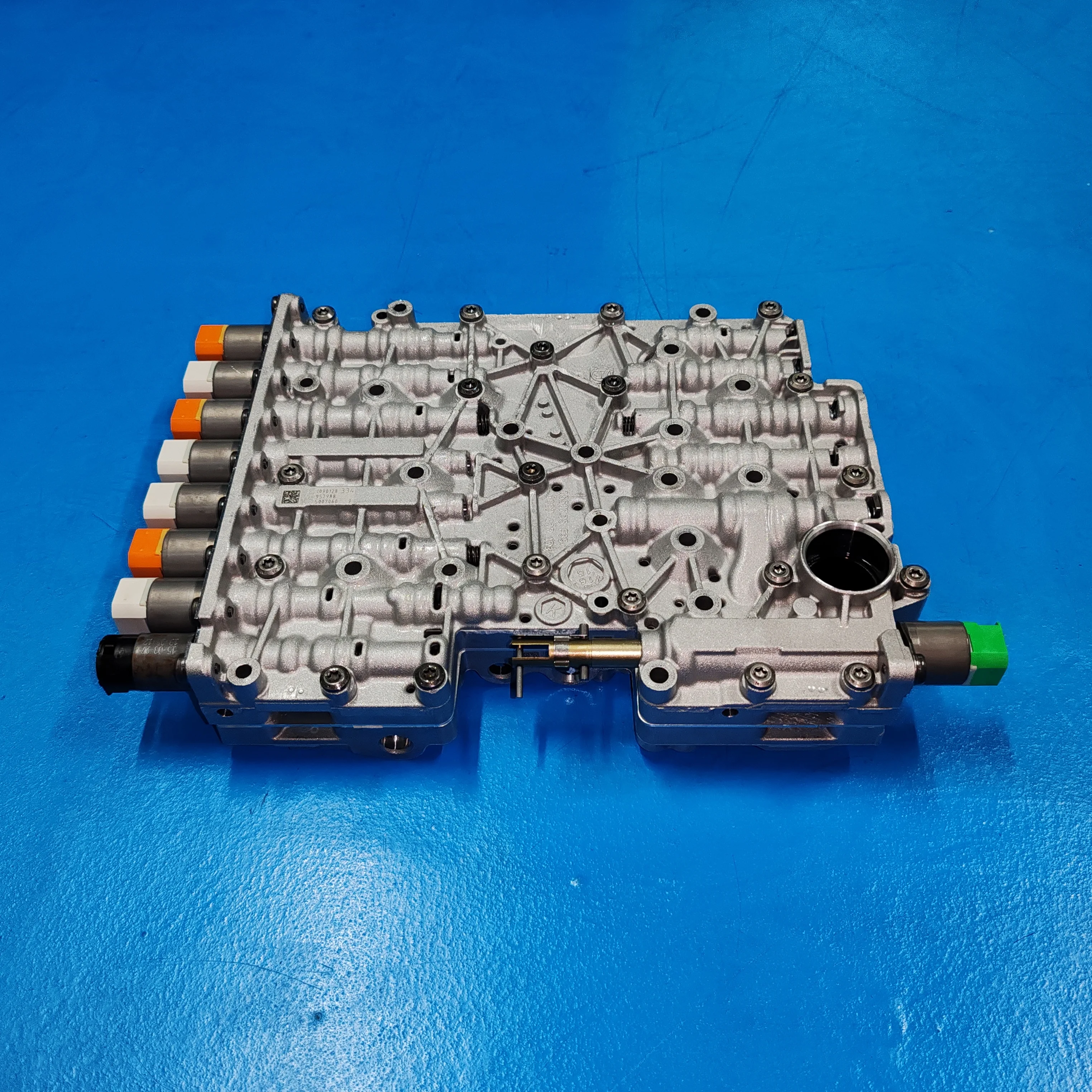 

Корпус клапана автоматической коробки передач GA8HP45Z для BWM B048, корпус клапана номера пластины не имеет модуля управления