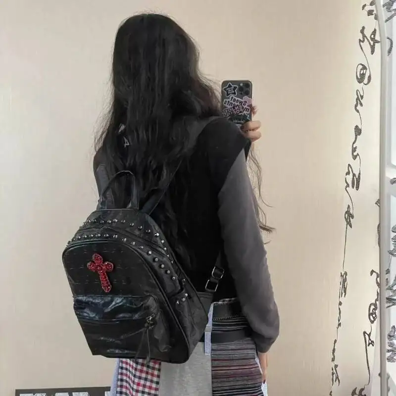 Streetwear Vintage Punk Cross Skull Backpack Y2k Aesthetic Haruku Gothic Handbags Women Casual Retro Rivet Students Backpacks