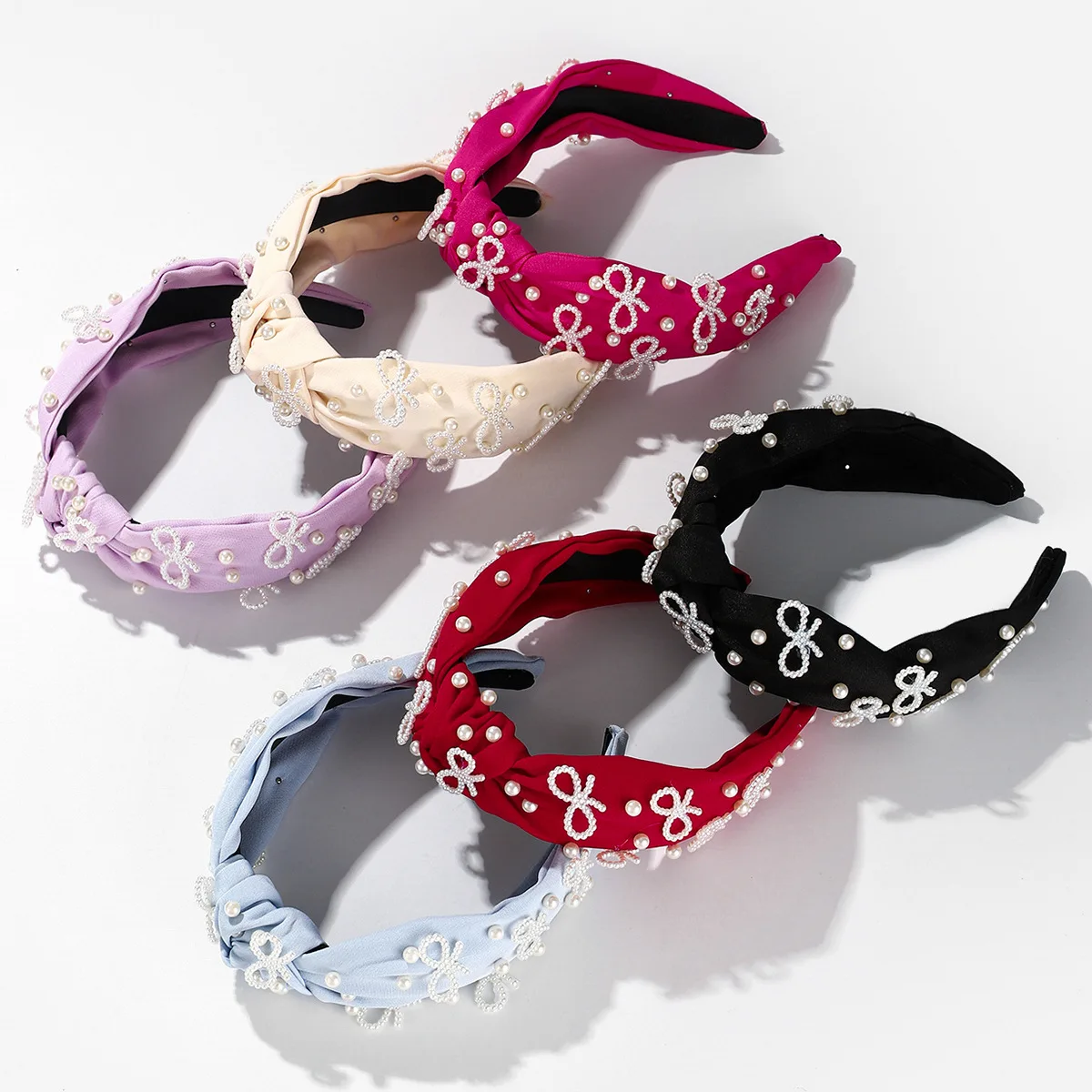 

Роскошная дизайнерская повязка на голову с жемчугом, бусинами и тканевыми элементами, оптом