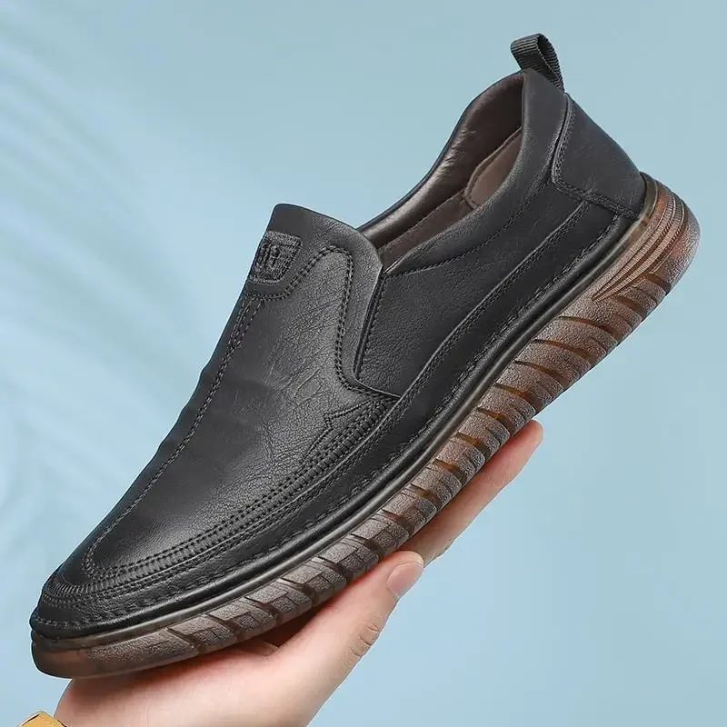 Zapatos de cuero con costuras a mano para hombre, zapatillas informales cómodas para conducir, mocasines de cuero transpirables, mocasines de diseño