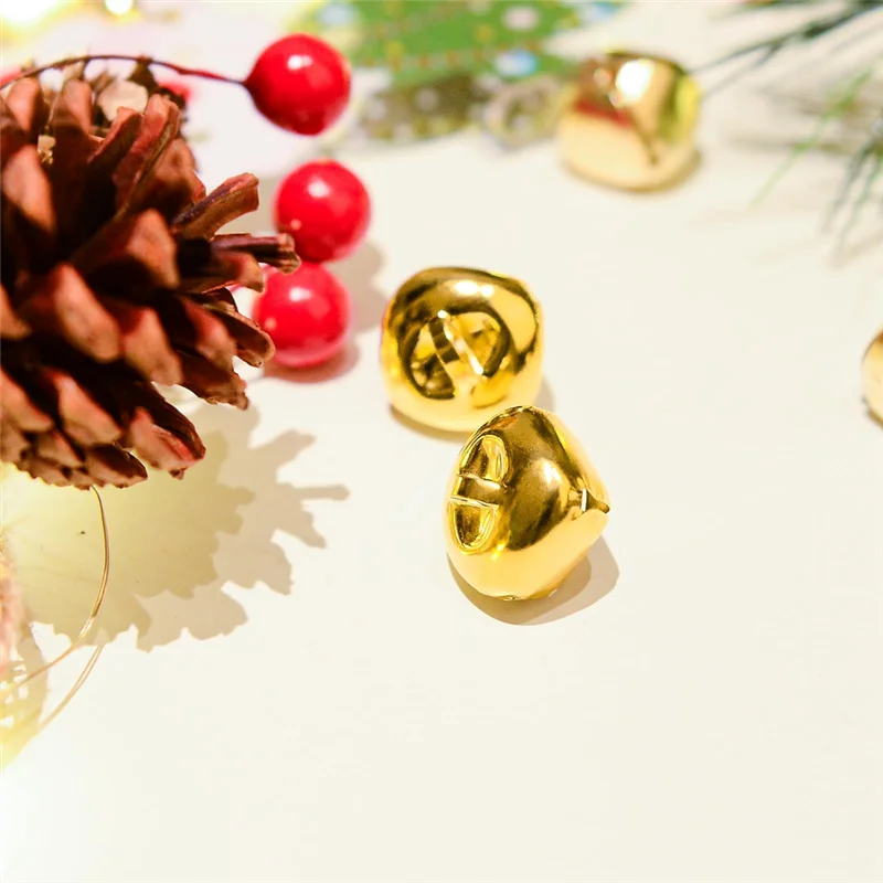 200 шт., колокольчики, колокольчики для поделок, маленькие колокольчики 0,6 дюйма, золотые железные громкие звуковые колокольчики