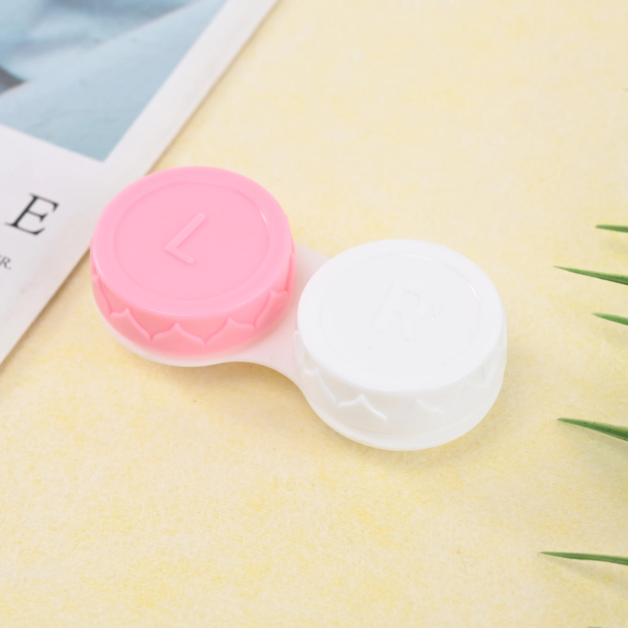 1pc Portable Glasses Cosmetic Contact Lenses Box Contact Lens Case For Glasses Travel Holder Container Travel Accessaries