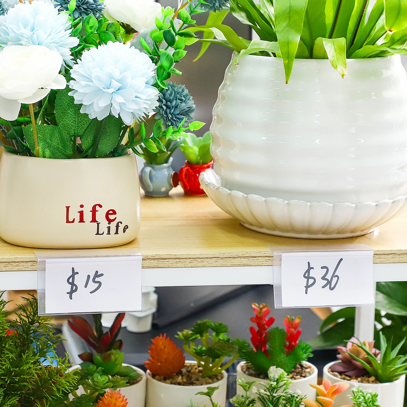 

30pcs Tag Holders 8cm x 4cm Transparent Supermarket Shelf Edge Display Retail Price Label Holder Organizers Retail Label