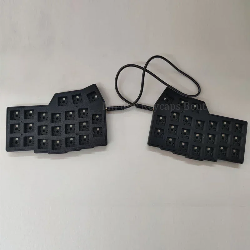 Teclado ergo dividido corne crkbd v4 teclado mecânico com fio para frasco personalizado kit de teclado dividido de modo único sem interruptor keycap