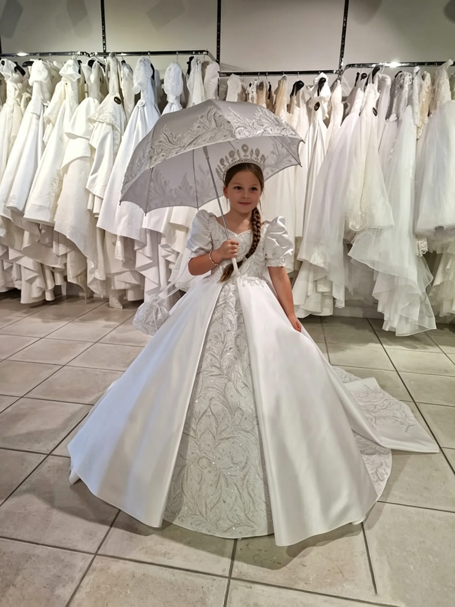 Satin Flower Girl Dress White Applique Lace for Wedding Neck Todder Puffy Princess Evening Party First Communion Ball Gown