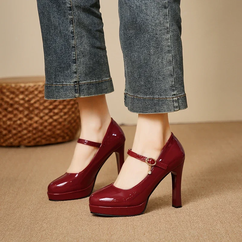 2026 summer featuring smooth Women's classic round-toe platform heels with thick soles for leather texture Sizes available:35-42