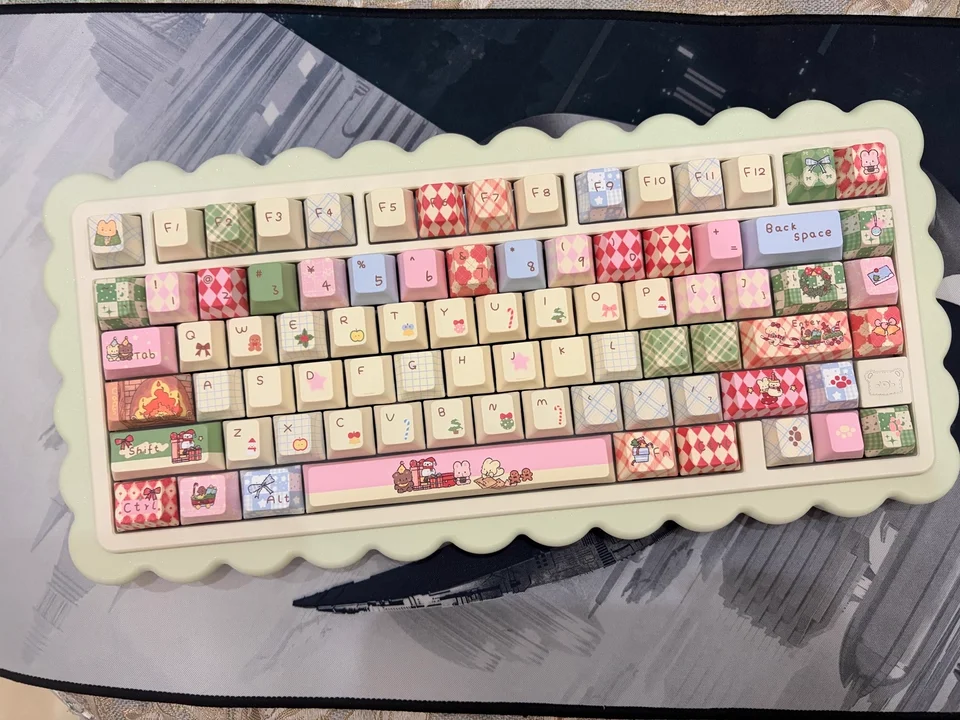 

Rabbit Box Keycaps Custom PBT Cherry/MOA Profile Key Cap Cute Cartoon Anime Point Keycap Artisan Original Design Gamers Design