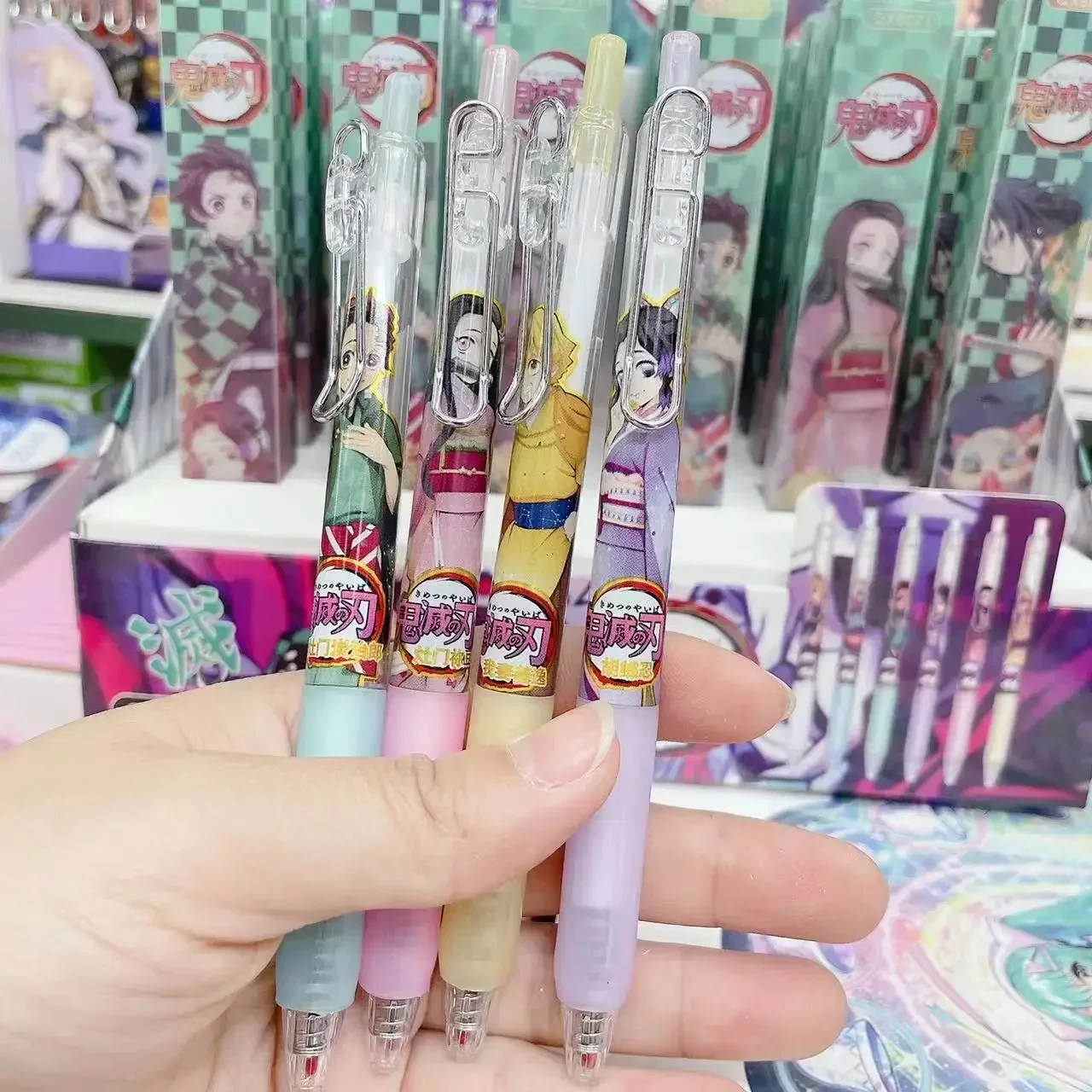 

Гелевая ручка с рисунком аниме SPY x FAMILY, милая шариковая ручка с подписью 0,5 мм, школьные канцелярские принадлежности