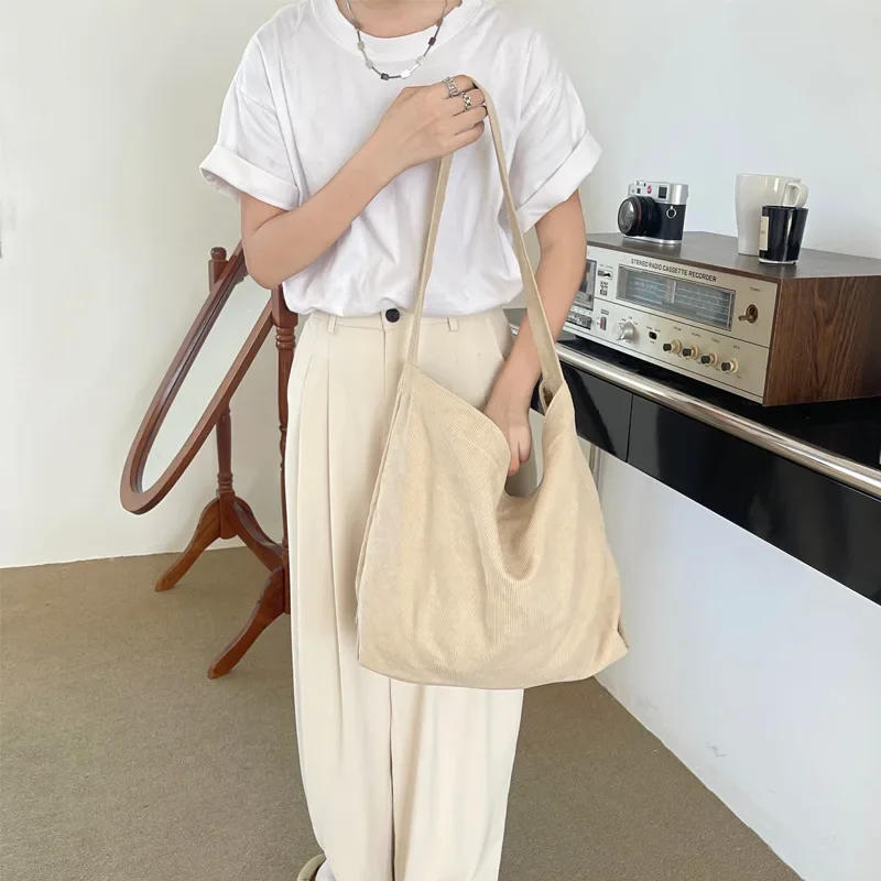 Simple and Large Capacity Retro Fashion Lazy Style Ins Artistic Corduroy Women's Shoulder Bag Women's Crossbody Bag