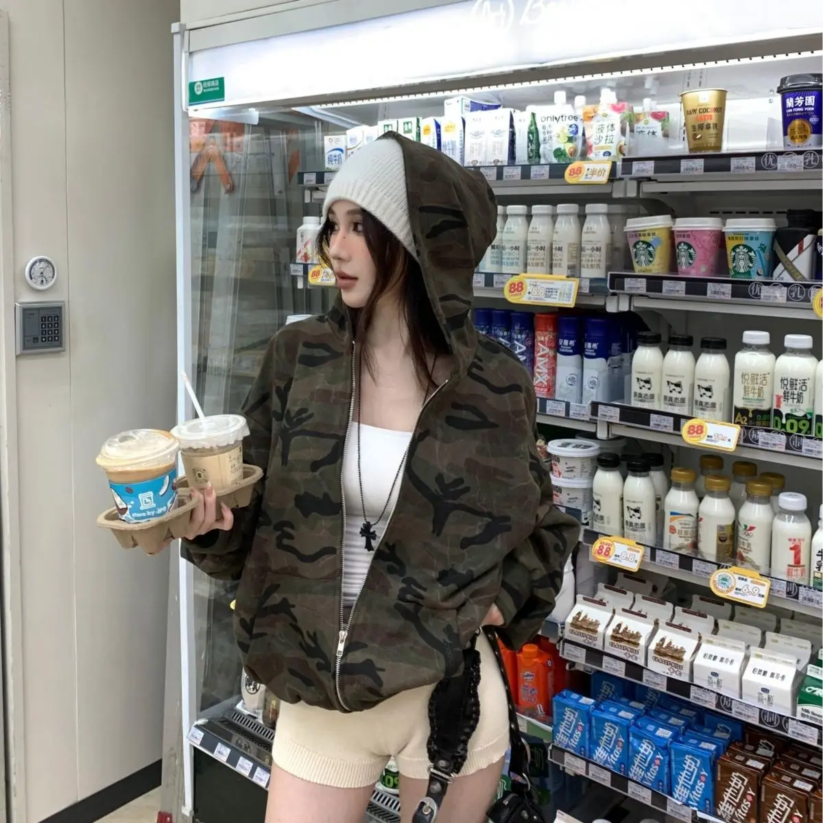 

Onalippa 2021, камуфляжная толстовка с капюшоном в американском стиле ретро, нишевый дизайн, осенняя свободная повседневная универсальная утягивающая куртка на молнии