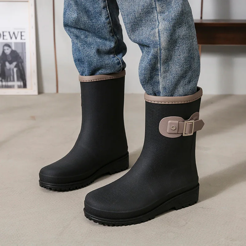 Men's Rain Shoes Outdoor Work Shoes Fashion Rain Boots Mid-tube Waders Warm Cotton Rubber Shoes Plus Velvet Galoshes Water Shoes