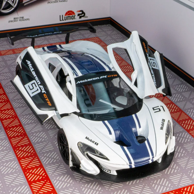 مجموعة زينة نموذج سيارة من سبيكة ماكلارين P1 GTR محاكاة 1:24، يمكن فتح الأبواب وغطاء المحرك #4