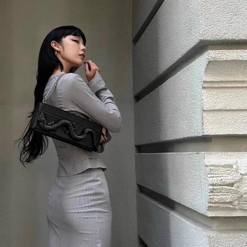 

Original Design Dark Punk Niche Hand-held Crossbody Bag for Both Men and Women with Underarm Straps