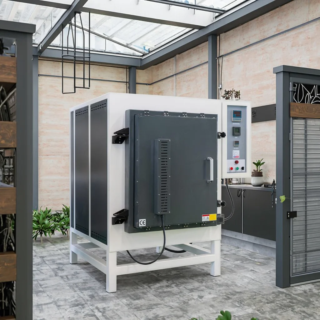 

Промышленная муфельная печь Saftherm с цифровым управлением, высокотемпературная (до 1700°C), для лабораторий, с индивидуальными настройками