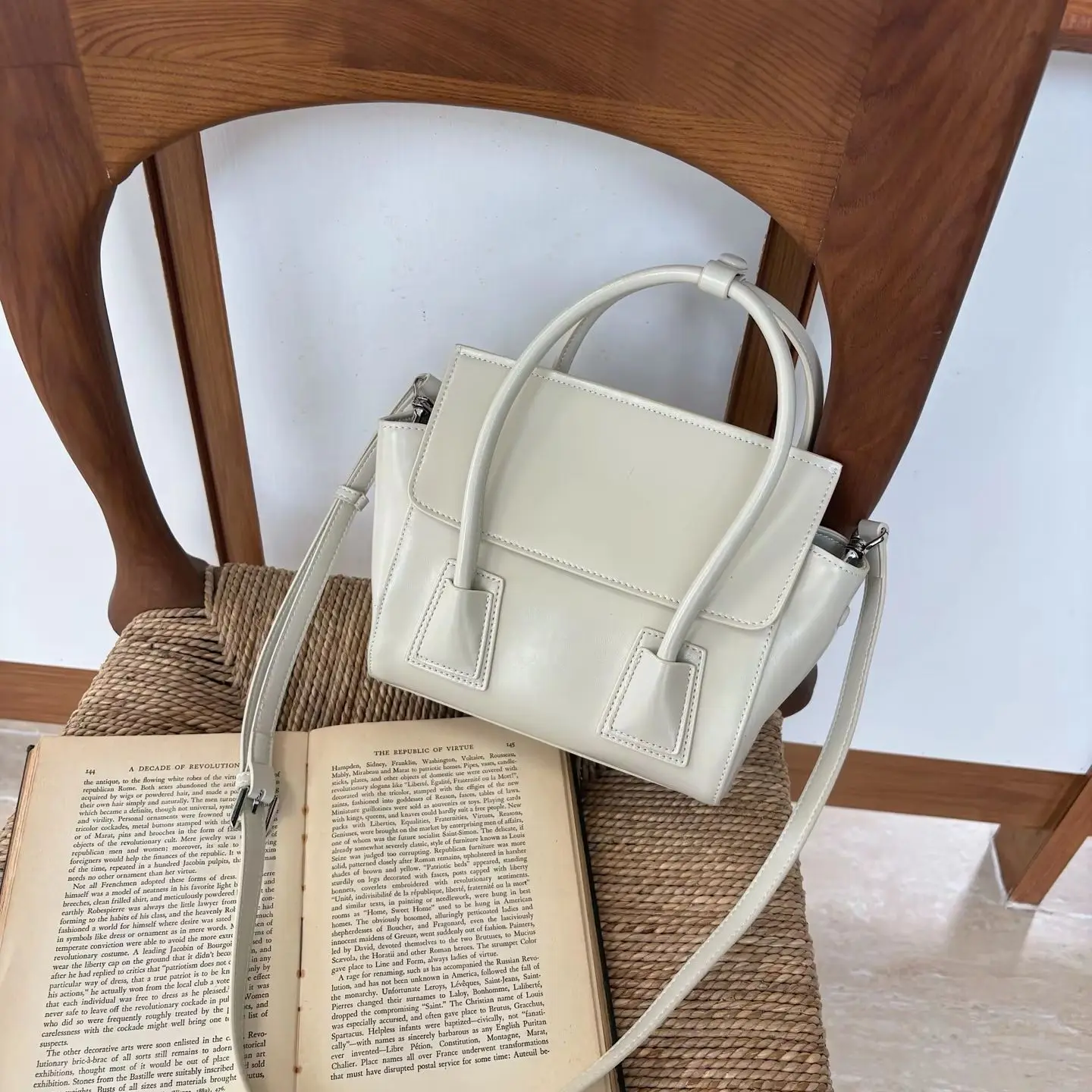 Genuine Grade Cowhide Leather Women's Fashion Handbag Luxury Designer Brand Ladeis Shoulder Crossbody Bag Female Tote Bag 2026